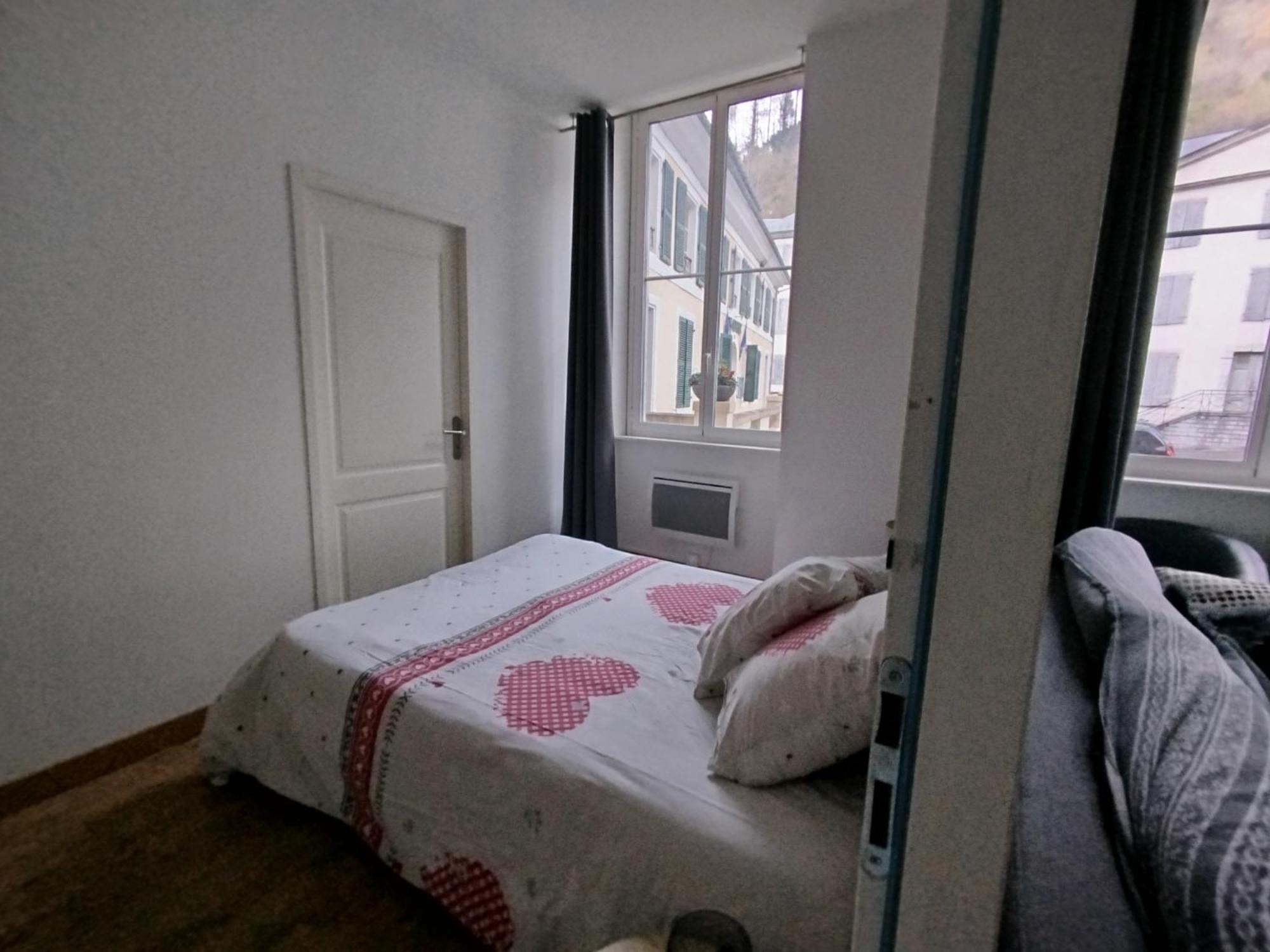 Appartement Eaux Bonnes Exteriör bild